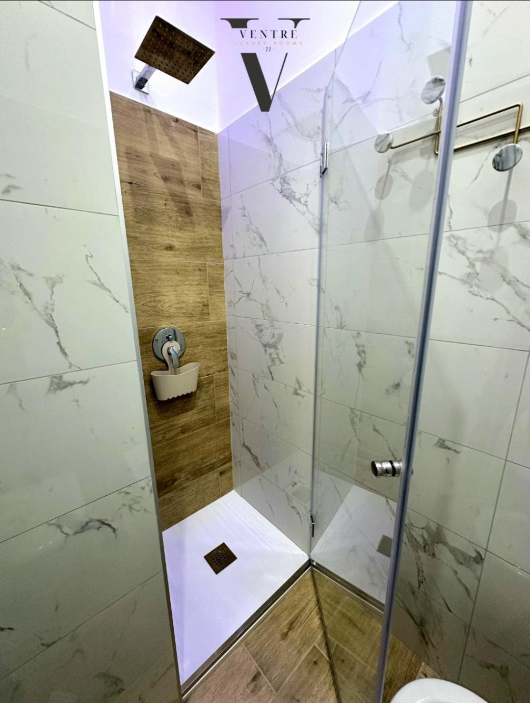 Ventre Luxury Rooms Napoli Esterno foto